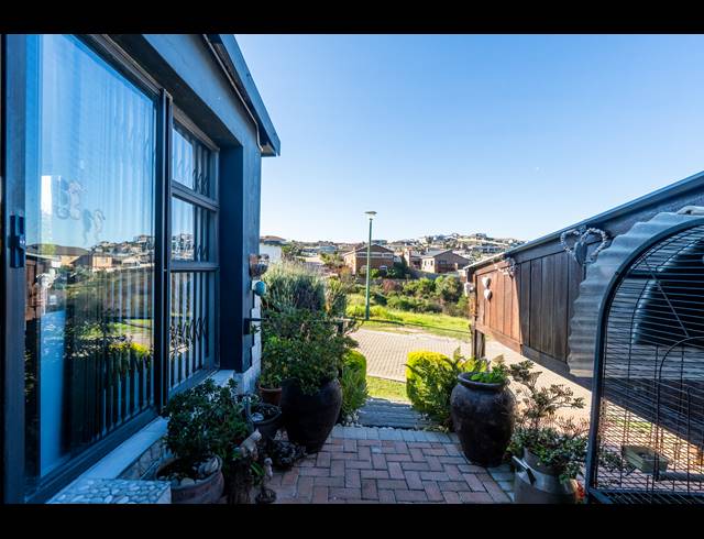 3 BEDROOM HOUSE FOR SALE IN ISLAND VIEW